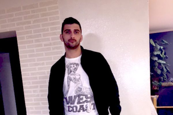 Yaşar sakata geldi