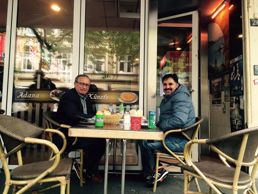 Ahmet hocam vefat etti