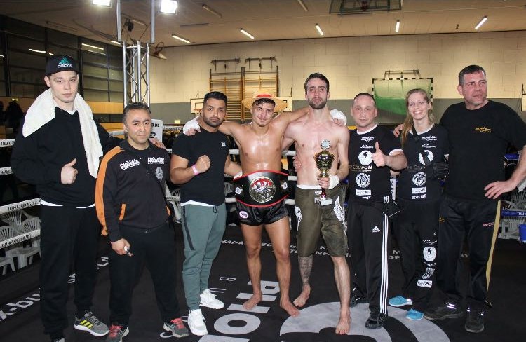 Kick Boks’a şampiyon ”Bakış”ı