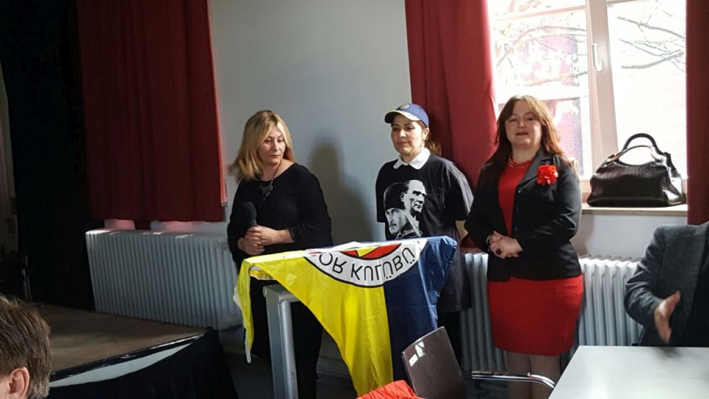 HAMBURG FENERBAHÇE KADIN KOLLARININ İNANILMAZ  BAŞARISI