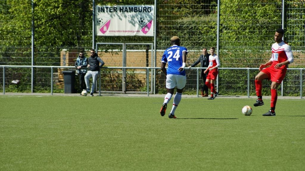 İnter Hamburg evinde kazandı
