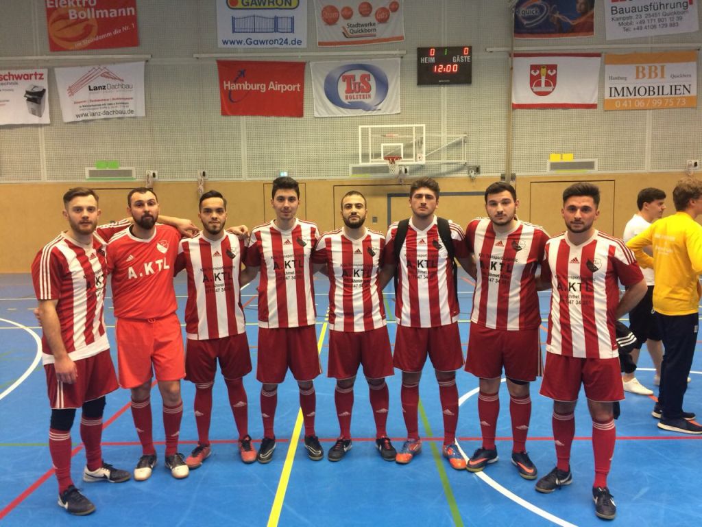 Şimşekler finalde kaybetti