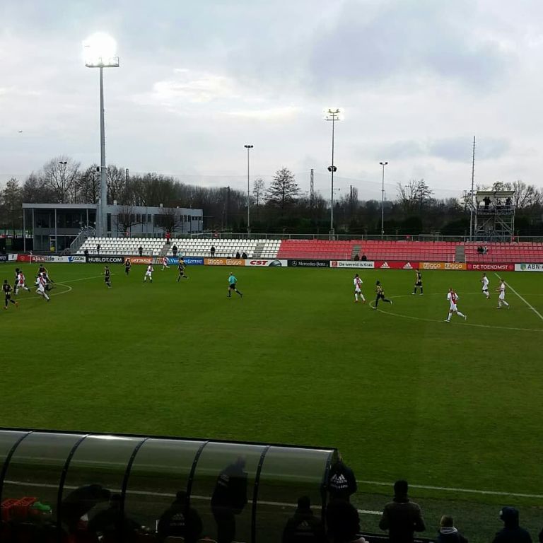 Karacabey Birlikspor 3 puanla tanıştı