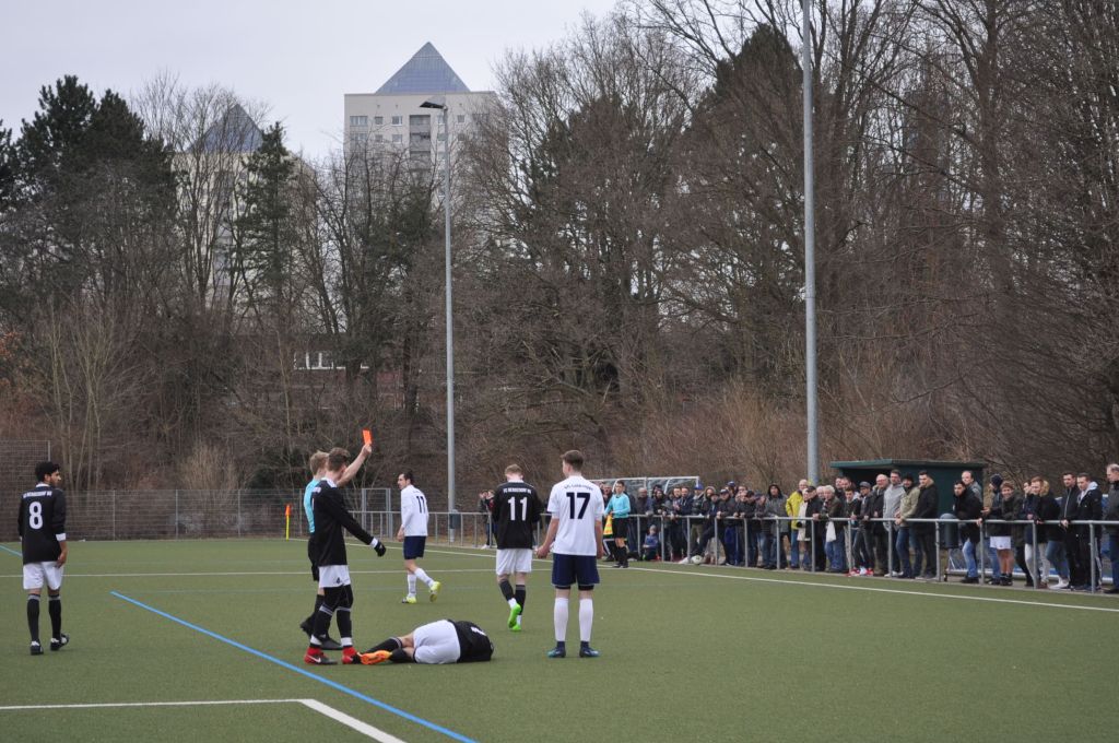 Hakem bazen plan bozar