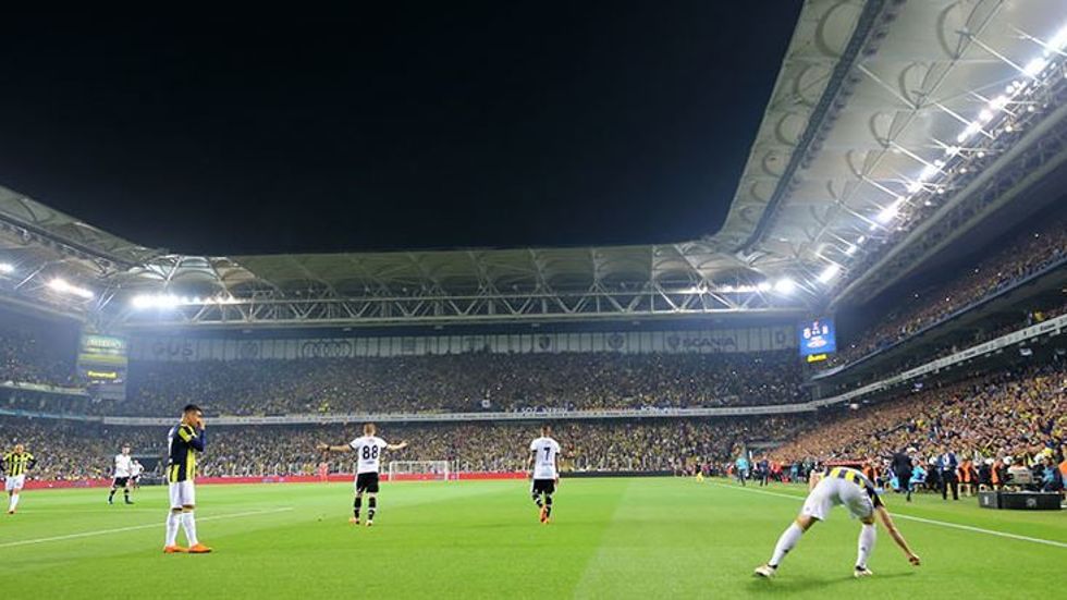 Fenerbahçe, Beşiktaş’ı bekliyor
