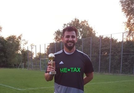 Onur Yılmaz şampiyonluğu kutladı
