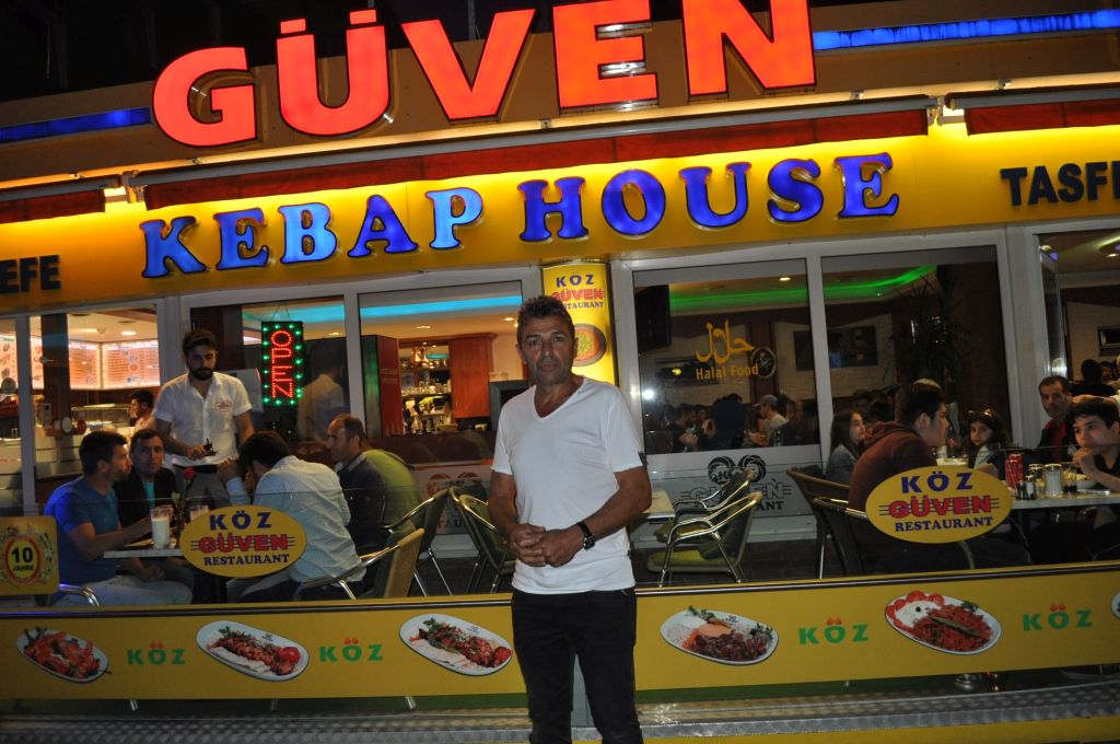 Kadir Gecesinde ”muhteşem” iftar