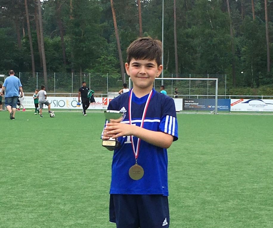 Yetenekli minik futbolcu: Efe Nuri