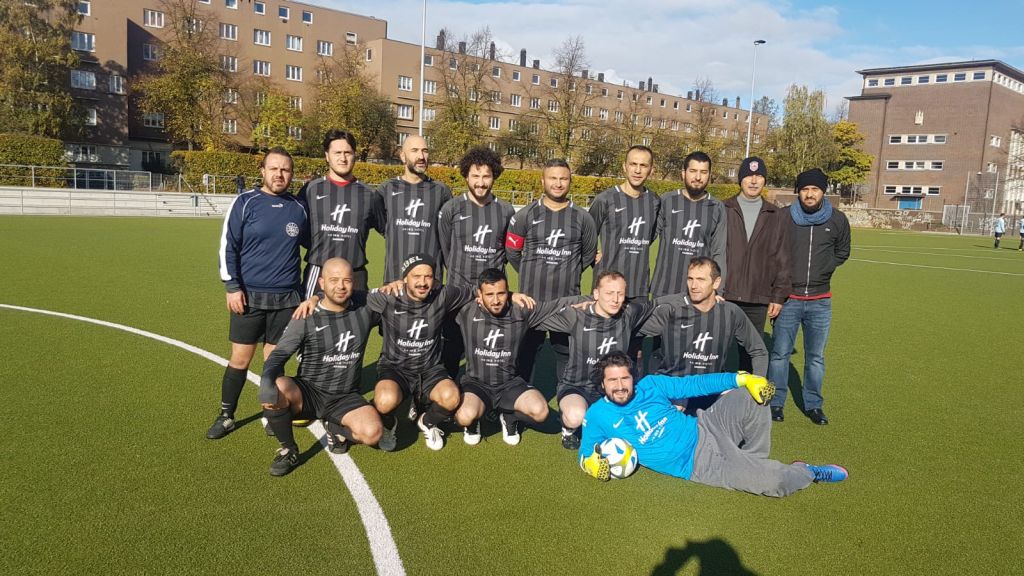 Veteranlar derbisi Veddel’in