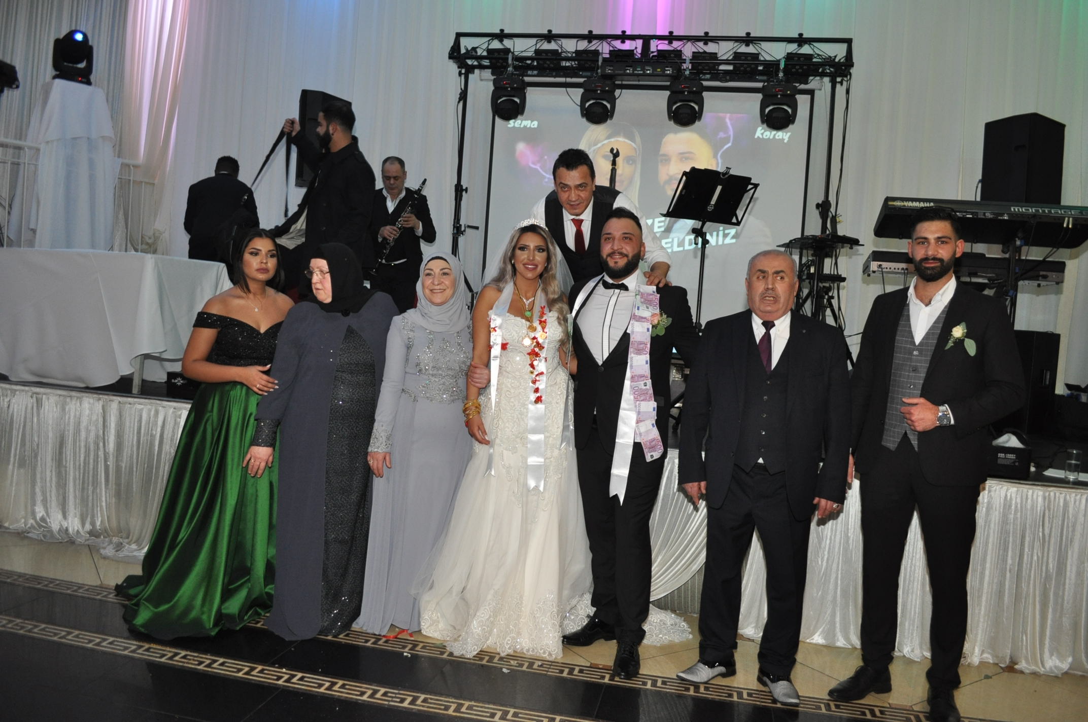 Koray’a muhteşem düğün