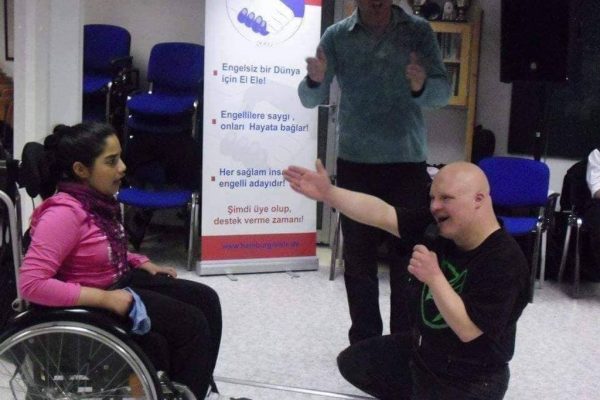 ” Sevgi emek, paylaşım, özveridir…
