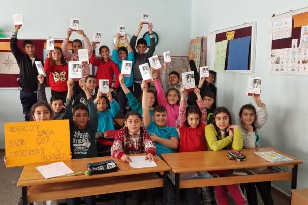 Behçet Algan’dan anlamlı girişim