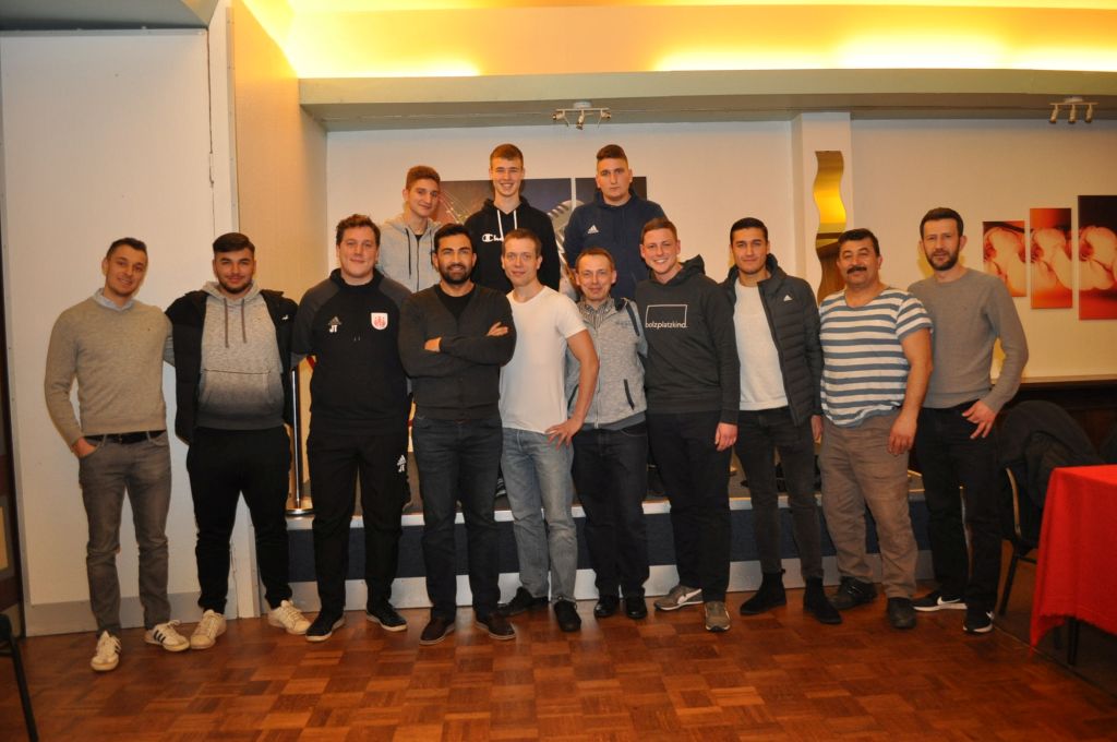 Hakem Johannes yeniden başkan