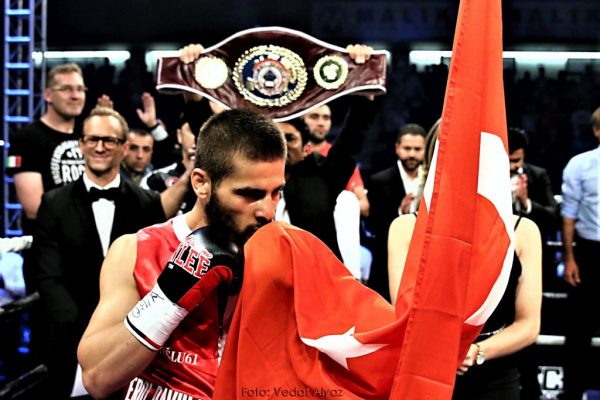 DÜNYA ŞAMPİYONLUĞUNDAN ÖNCEKİ SON DANS