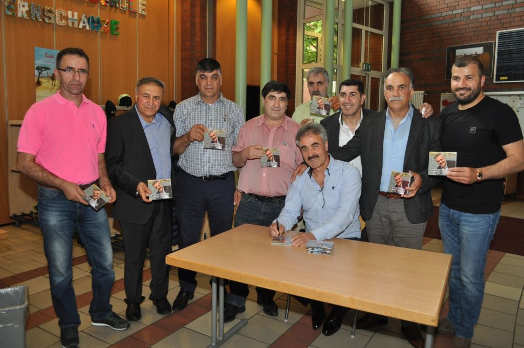 BİNGÖL’LÜ SANATÇI MEHMET  BOĞATEKİN’İN  MUHTEŞEM  GEÇEN ALBÜM TANITIMI