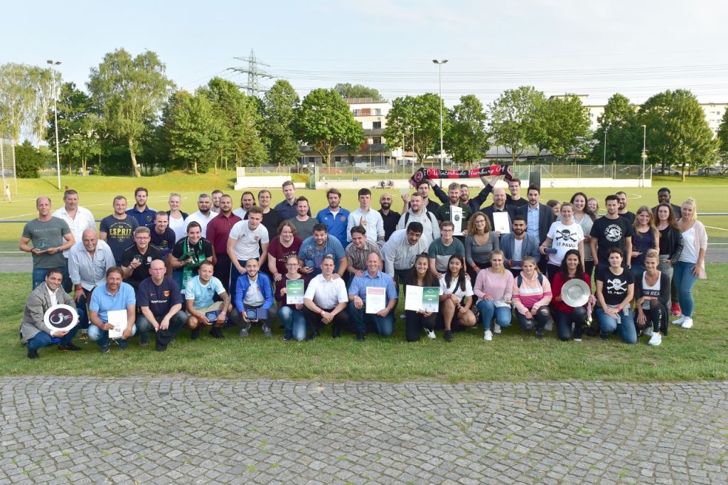 Viele Gewinner und viele Preise