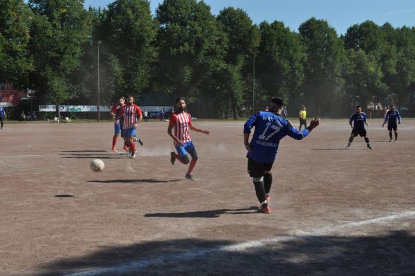 Şovun adı Rot Weiss 2