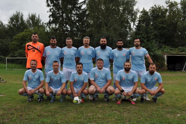 Huzurlarınızda bizim takım