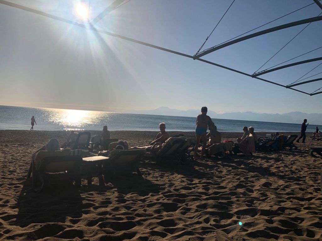 Antalya’ya kış gelmiyor…