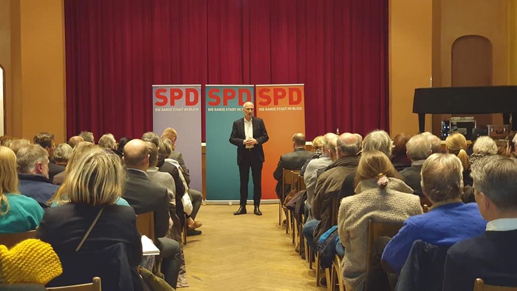 Hamburg Eyalet Başbakanı ve Belediye Başkanı Peter Tschentscher Bergedorf’daydı