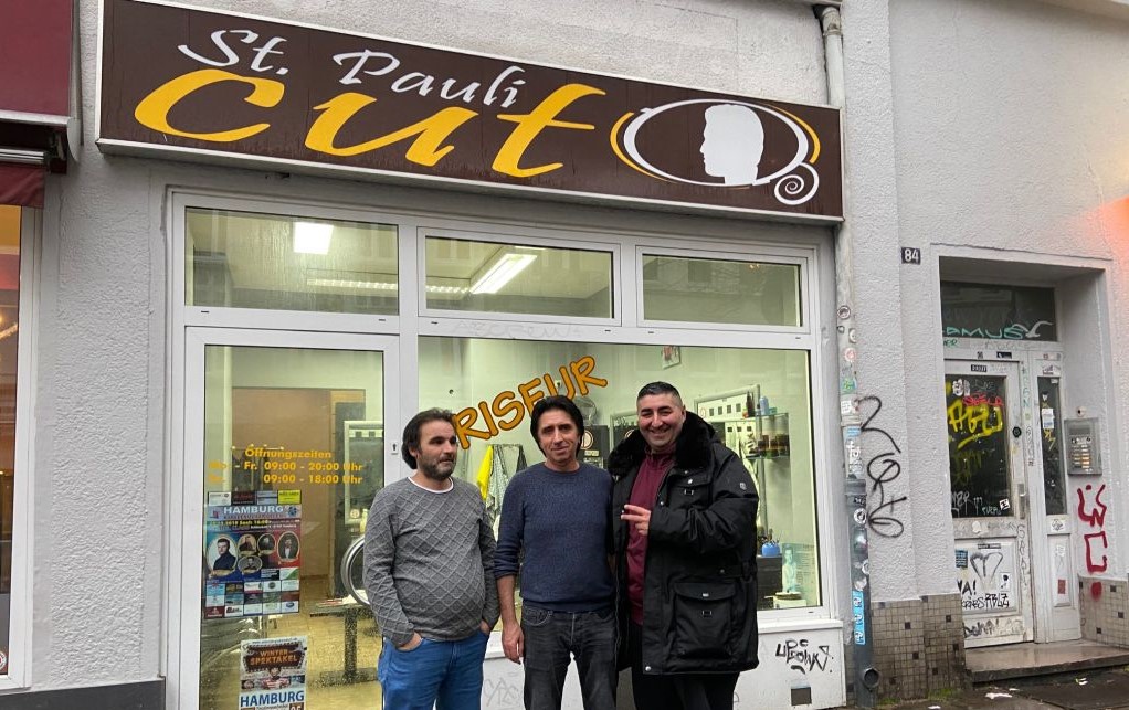 St.Pauli Cut Kuaför,”Yeni Yılınız kutlu olsun”