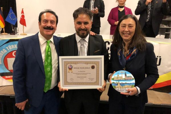 Hurşit Köse’ye Ödül