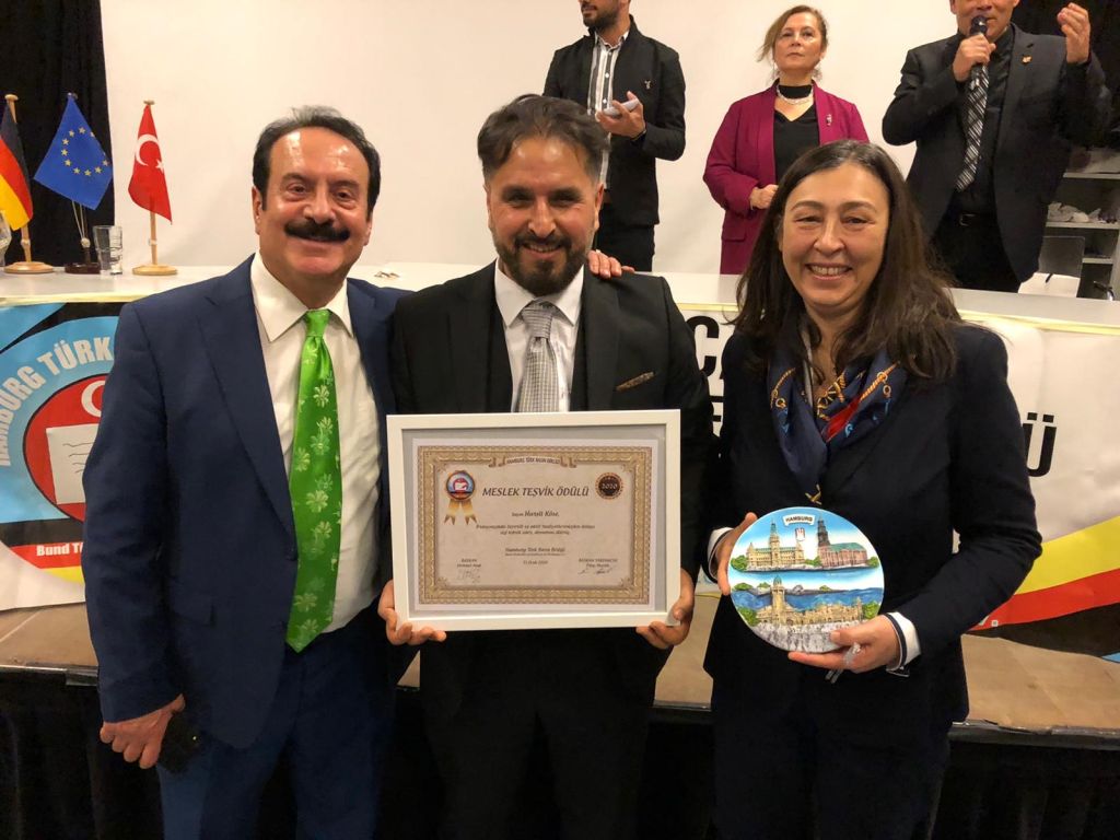 Hurşit Köse’ye Ödül