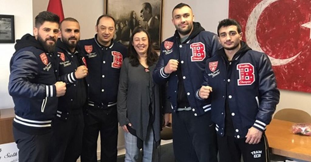 Boksörler Wilhelmsburg’da ringe çıkacak