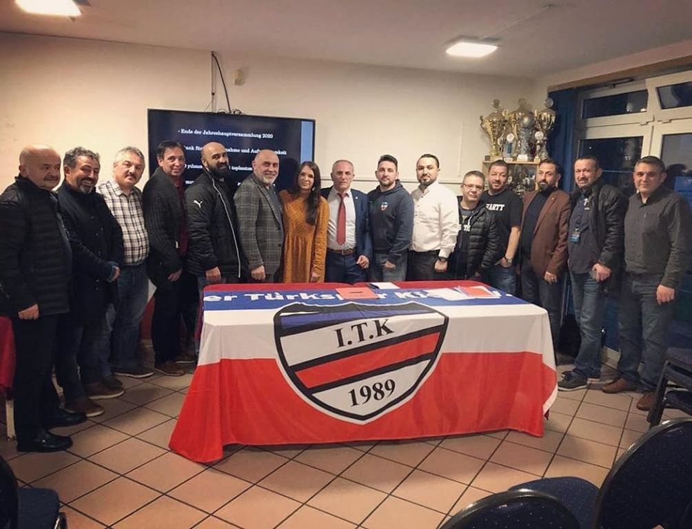 İnterTürkspor Kiel başkanına ”Aşık”