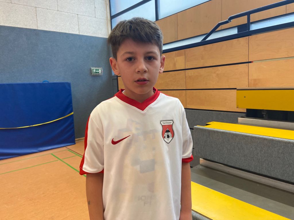 Minik Emir büyüledi