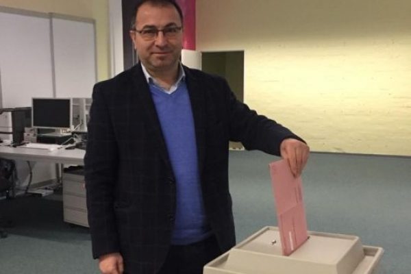 Ali Şimşek: Hadi sandığa!