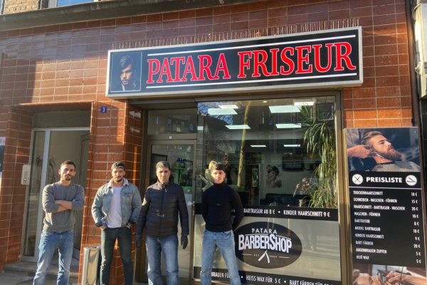 PATARA Kuaför’e Korona engeli