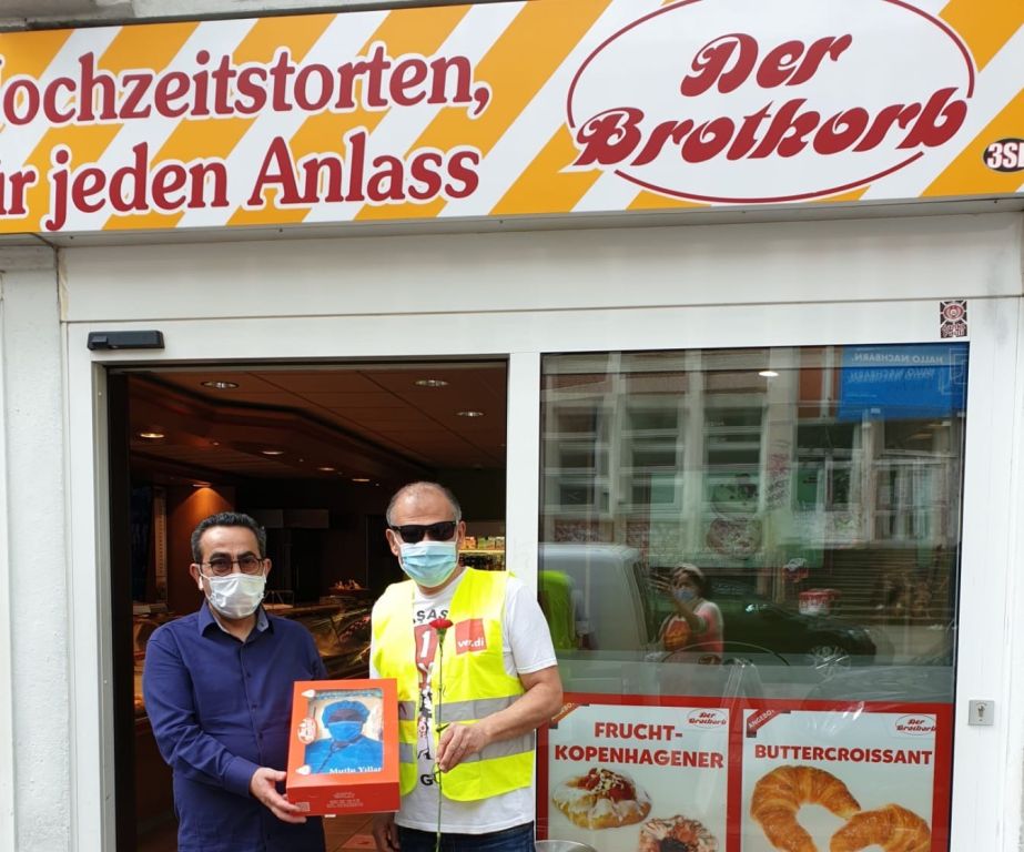 DER BROTKORB’DAN GAZETECİ ALİ AKDEMİR’E DOĞUM GÜNÜ JESTİ