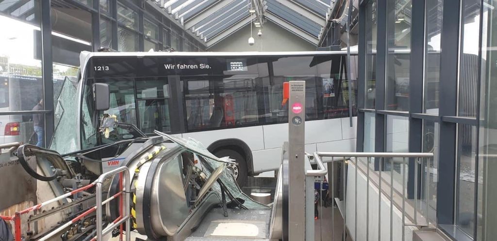 Schwerer Unfall am Bahnhof Bergedorf
