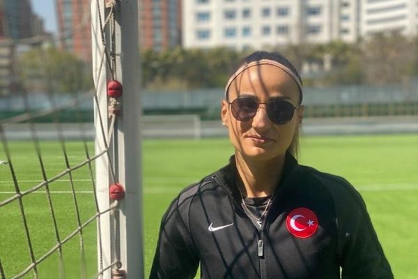 DİKKAT DİKKAT KAPTANINIZ KONUŞUYOR
