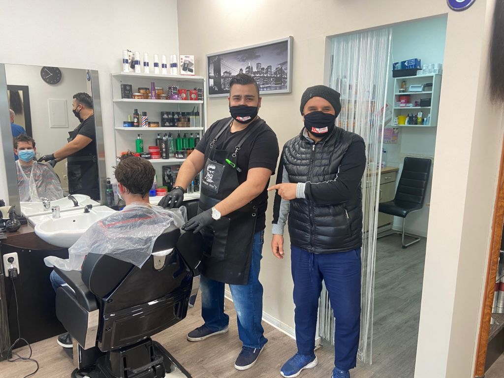 Kuaförlerin yüzü güldü