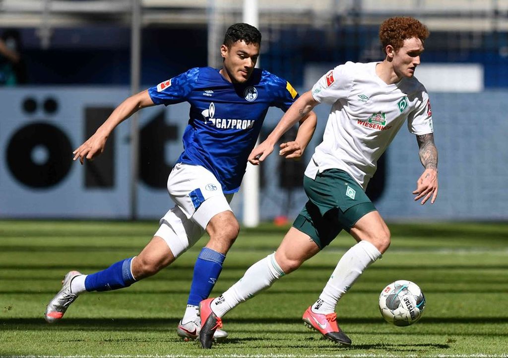 SCHALKE TEPETAKLAK