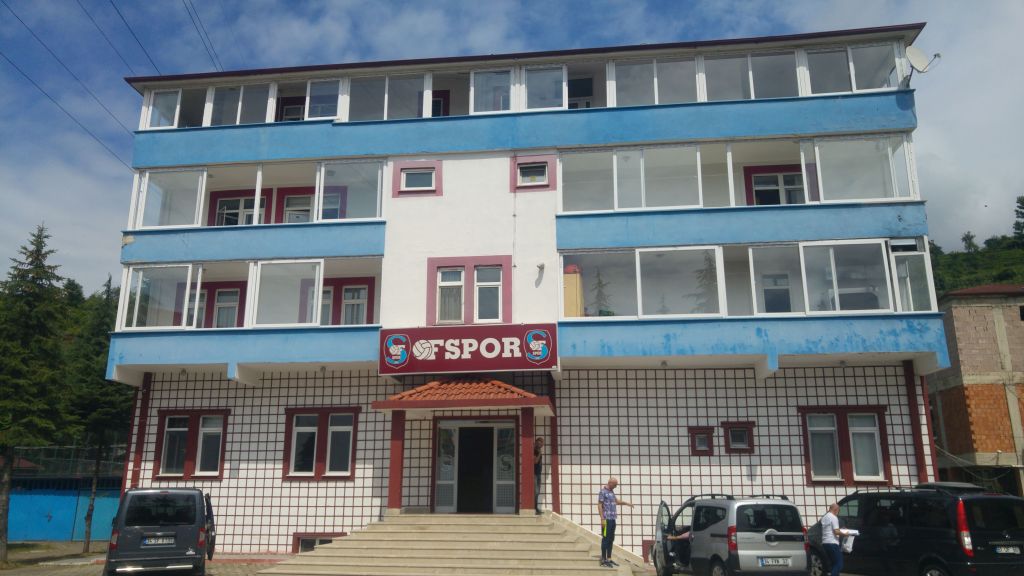Ofspor başkansız kaldı
