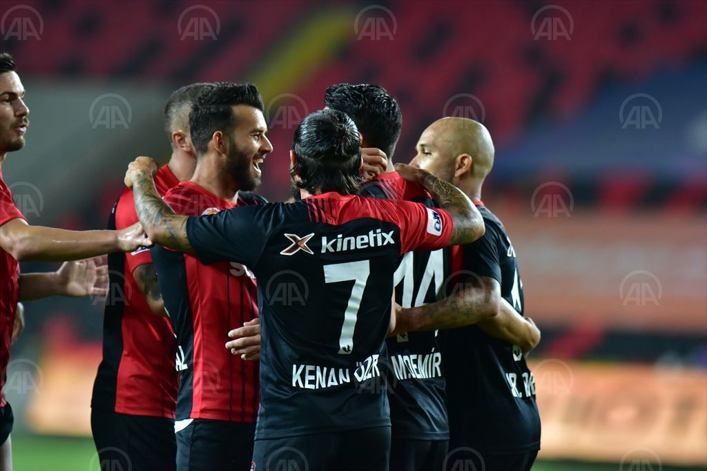 Gaziantep FK: 2 – Kasımpaşa: 2