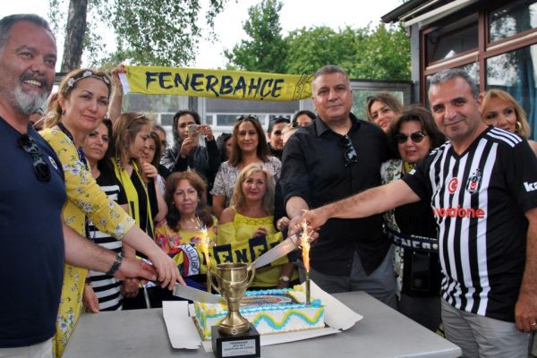 Hamburg Fenerbahçe ‘Dünya Fenerbahçeliler Günü’nü kutladı!