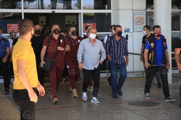 Galatasaray kafilesi Antalya’ya geldi