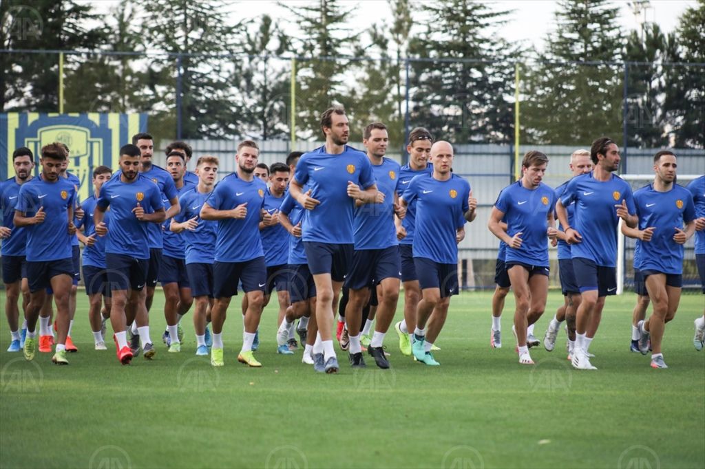 MKE Ankaragücü sezonu açtı