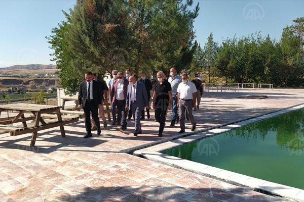 TFF Başkanı Nihat Özdemir, Siirt Özel İdarespor Tesisleri’nde incelemede bulundu