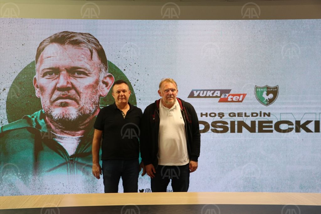 Denizlispor, teknik direktör Robert Prosinecki ile sözleşme imzaladı