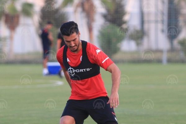 Nuri Şahin, Antalyaspor ile ilk antrenmanına çıktı