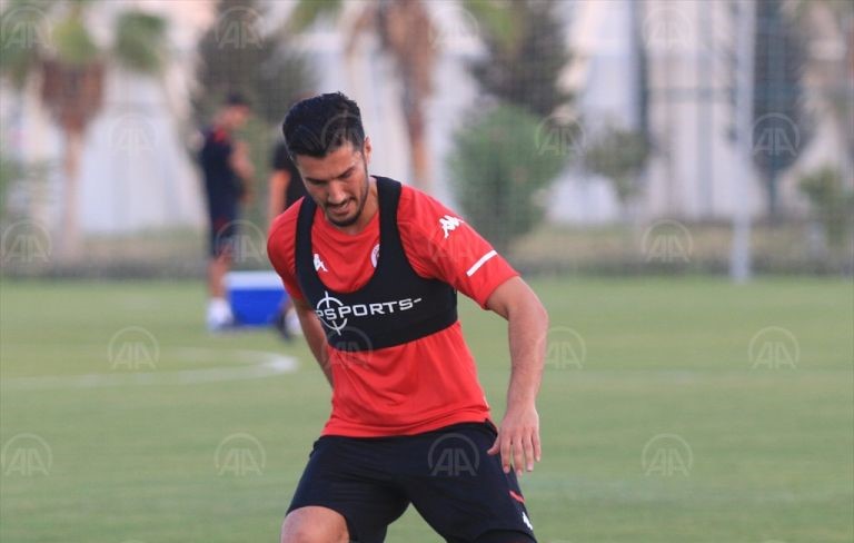 Nuri Şahin, Antalyaspor ile ilk antrenmanına çıktı