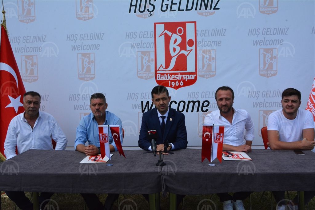 Balıkesirspor, teknik direktör Mesut Dilsöz ile sözleşme imzaladı