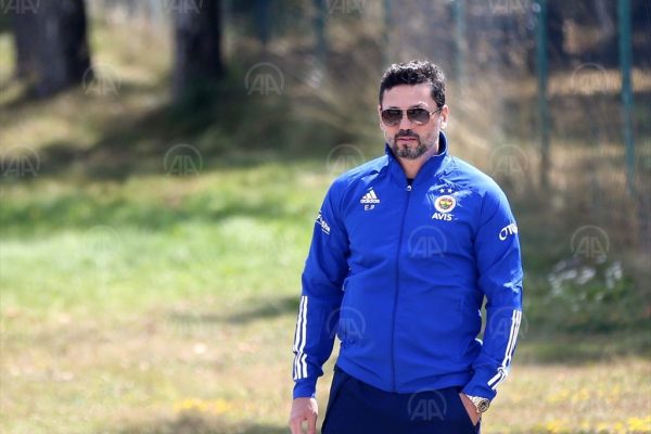 Fenerbahçe Teknik Direktörü Erol Bulut: “İkincilik ya da üçüncülük benim için başarısızlık”