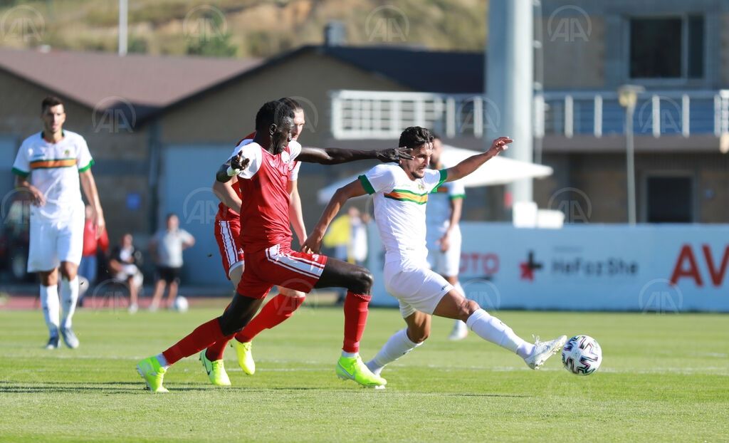 – Aytemiz Alanyaspor: 2- Fatih Karagümrük: 0
