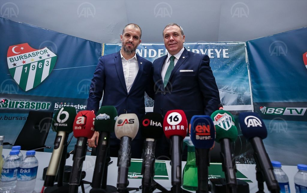Bursaspor, teknik direktör Mustafa Er ile sözleşme imzaladı